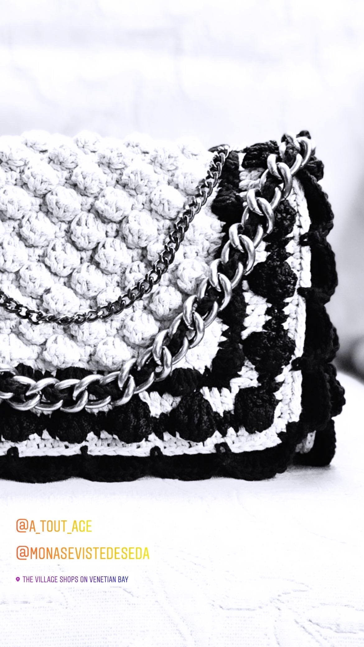 Poppy Heritage Bag B&W