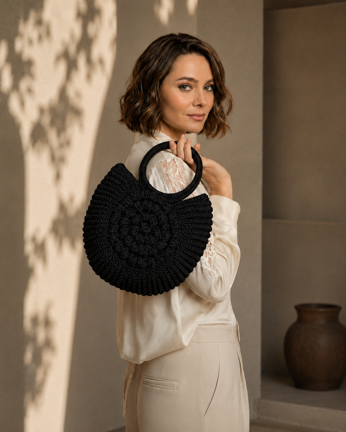 Poppy Atelier Macaron Deep Black